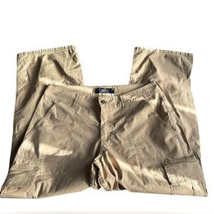 Women’s Hollister California High Rise Vintage Baggy Cargo Pants Size 15R/14R